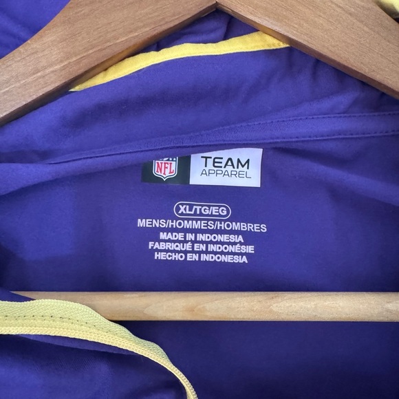 NWOT! Men’s Minnesota Vikings NFL purple LS 1/4 zip lightweight pullover XL - Picture 3 of 4